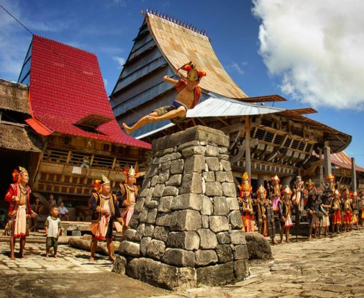 Tradisi Lompat Batu